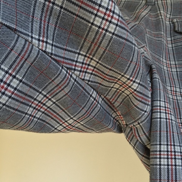 Vintage Fox Shorts - Picture 7 of 11